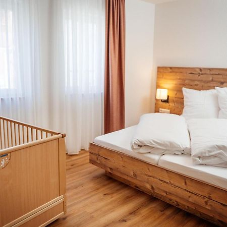 Hotel Bauernhaeusle Hessigheim Esterno foto